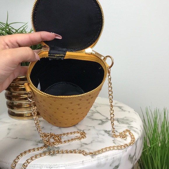 ‼️ Ostrich Barrel Mustard Color Purse Bag Chain - Picture 4 of 8